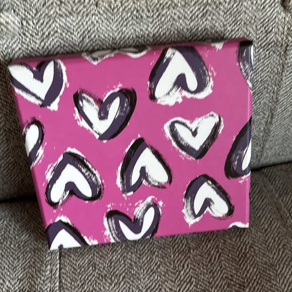 Vera Bradley - I Heart You Limited Edition Wallet - Picture 5 of 8